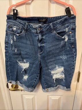 Judy Blue Ripped Dark Blue Denim Bermuda Shorts